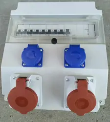 R-BOX LUX 320R (32/5,32/4,2x250V)
